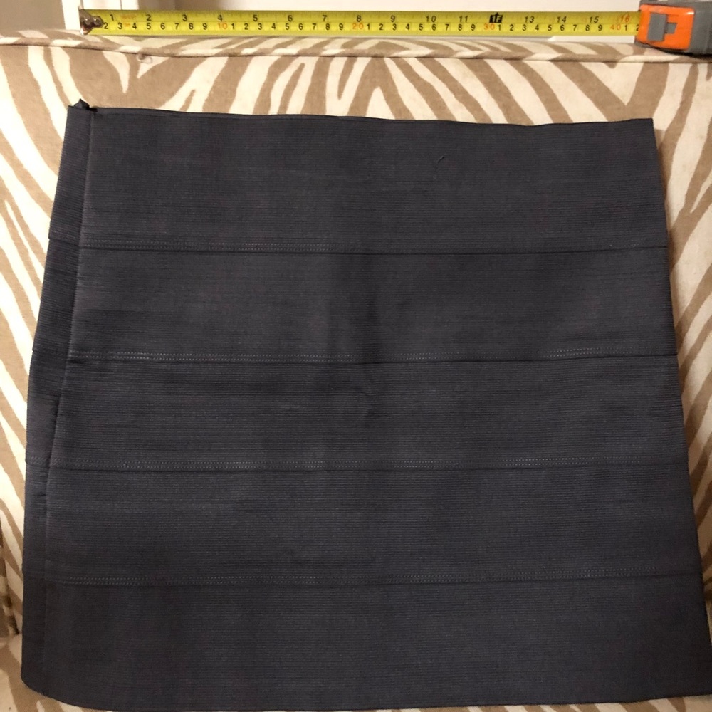 Stretch band skirt